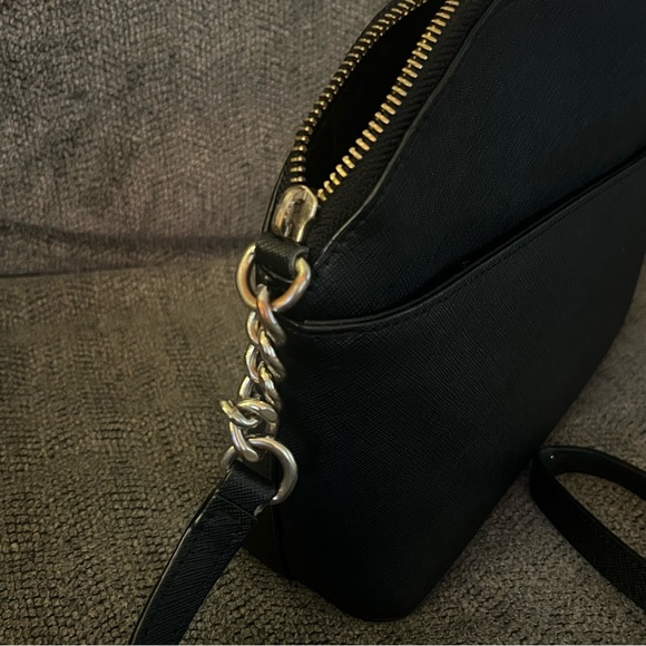 DKNY Black Crossbody Bag with Chain Detail - Picture 6 of 8